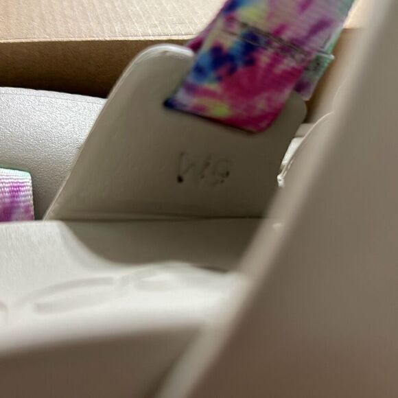 Chaco Chillos Slide Sandals Light Tie Dye Beige Size 9 - Picture 8 of 9